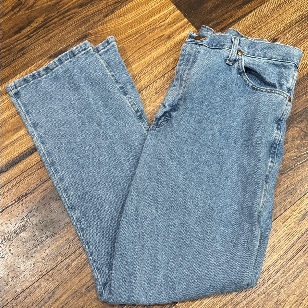 Wrangler Light Blue Jeans size 38x32